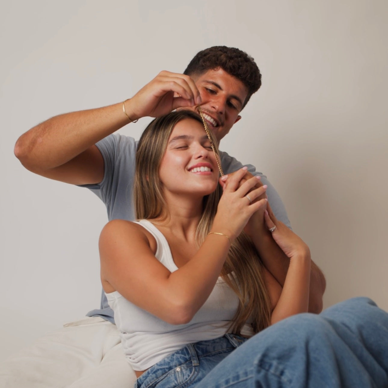 צמיד לגבר עם תמונה מוצפנת